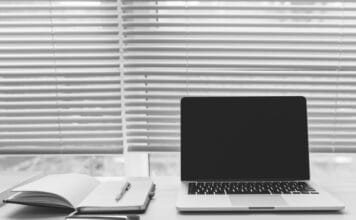 Czy można “zamrozić” wersję open source przed zmianą licencji?