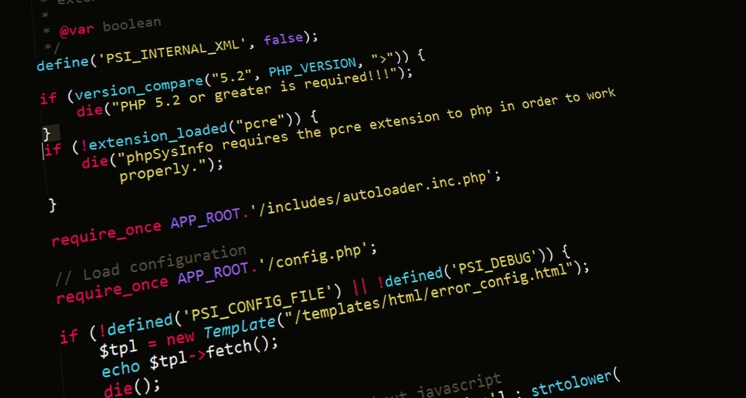 Zbliżenie ekranu z kodem PHP ilustrujące tworzenie API