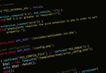Zbliżenie ekranu z kodem PHP ilustrujące tworzenie API