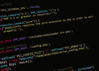 Porównanie NestJS, Spring Boot i Laravel – który ekosystem wygra w świecie API Zbliżenie ekranu z kodem PHP ilustrujące tworzenie API