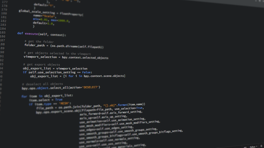 Zbliżenie ekranu z kodem w Pythonie podczas programowania frameworków ML